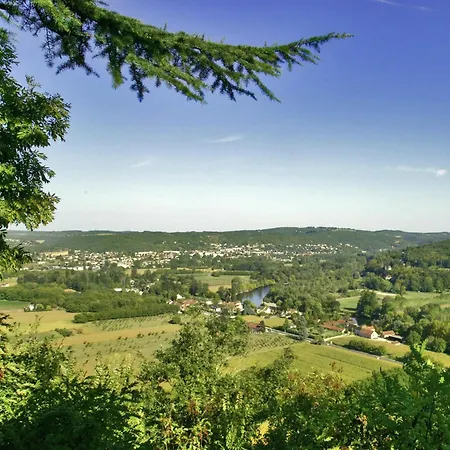 Holiday Home In Salignac With Pool, Cleaning Included Salignac Eyvigues